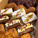 Load image into Gallery viewer, Tea Cake Platter
